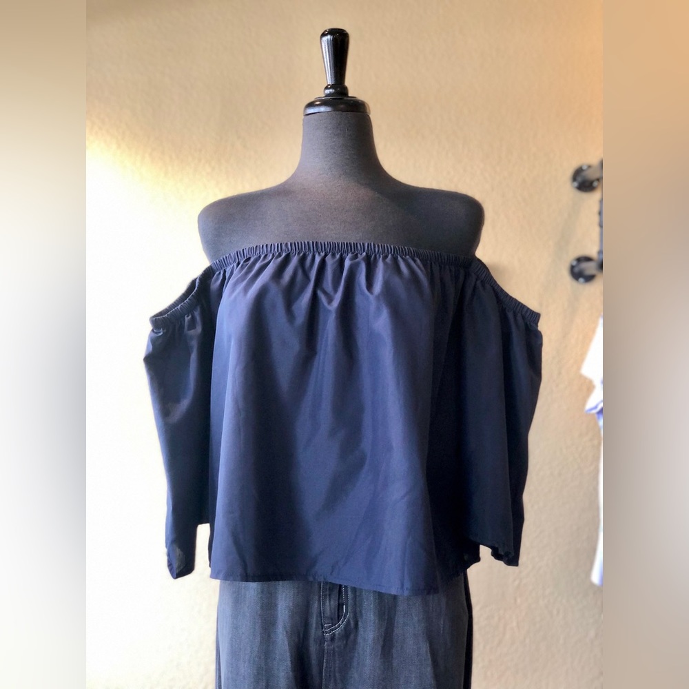 Off Shoulder Top S - Picture 2 of 3